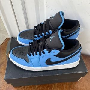 Jordan 1 Low University Blue Black Size 9 Men